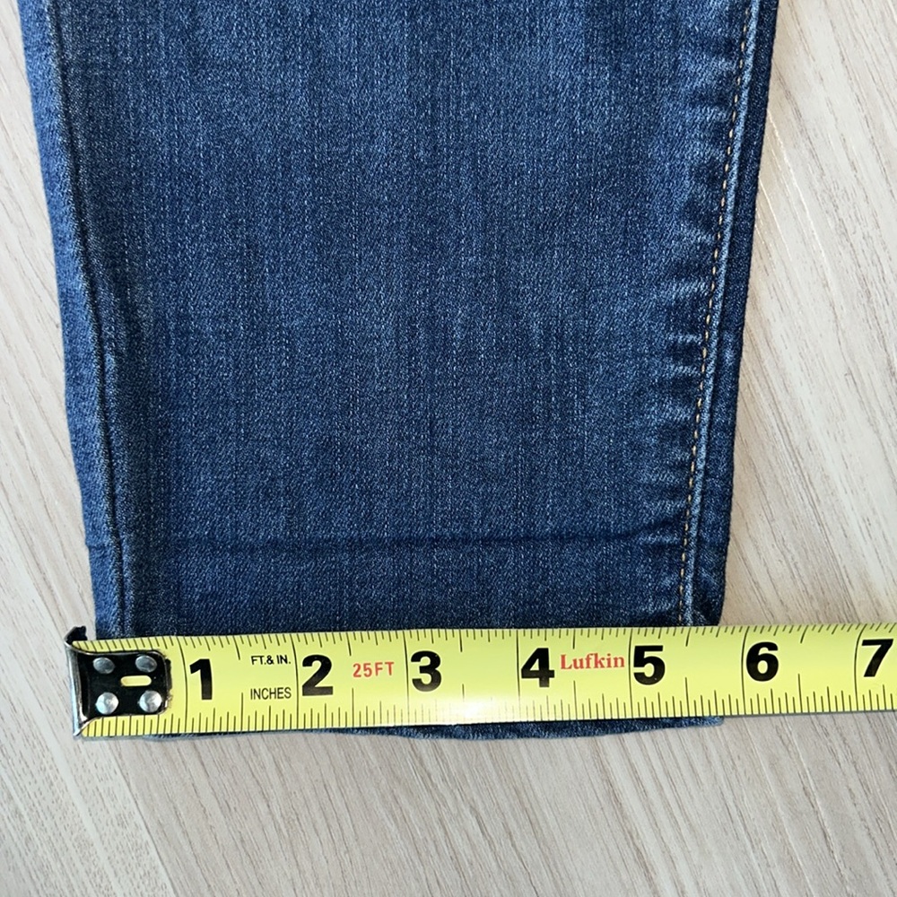Judy Blue Women's Relaxed Straight Leg Blue Jeans Jr 11/30 Classic Casual - Picture 14 of 15